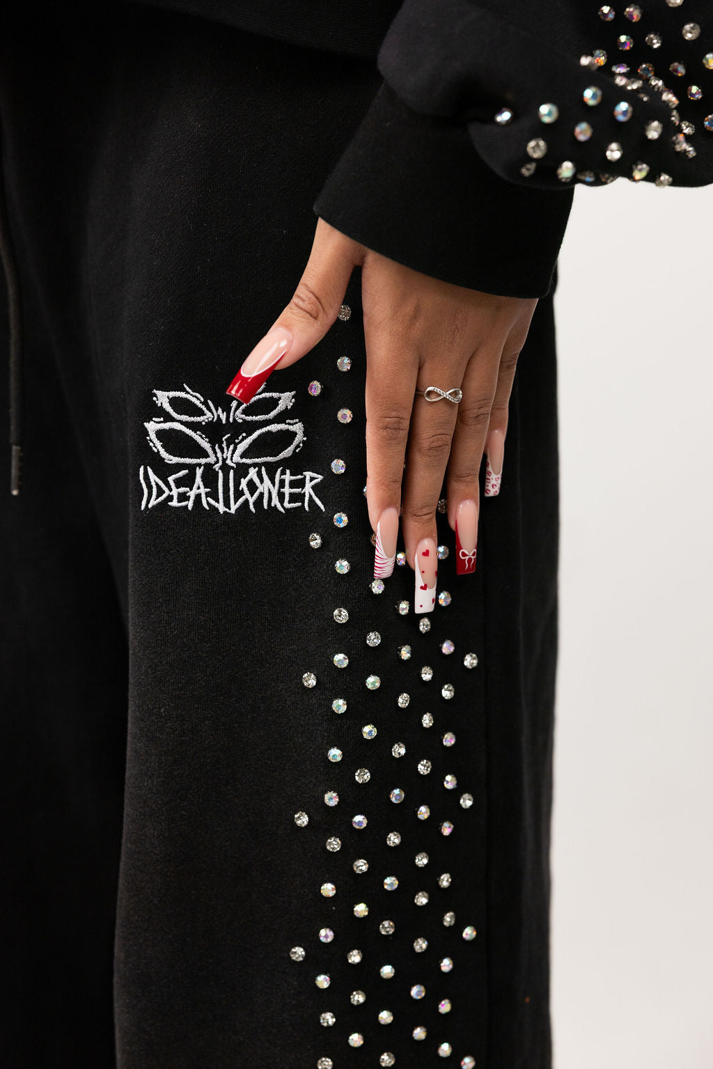 IDL RHINESTONE SWEATPANTS